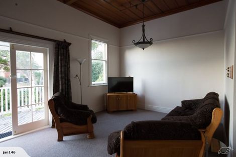 Photo of property in 5a Gilbert Street, Amberley, 7410