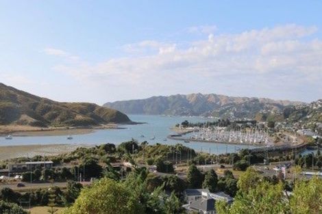 Photo of property in 4 Whitianga View, Paremata, Porirua, 5024