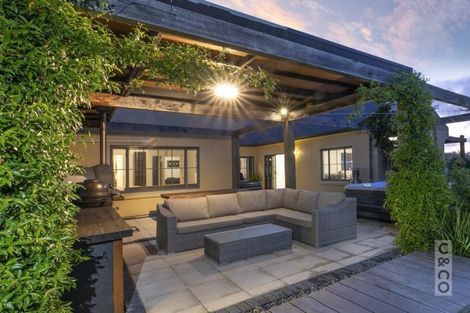 Photo of property in 31 Rosella Grove, Waimauku, 0812