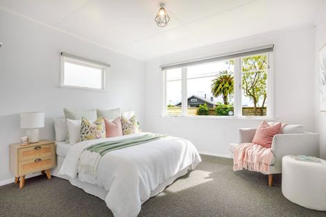 Photo of property in 43 Swinburn Street, Dannevirke, 4930