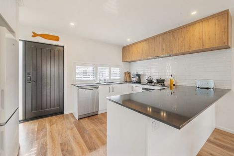 Photo of property in 7 Orongomai Street, Wallaceville, Upper Hutt, 5018