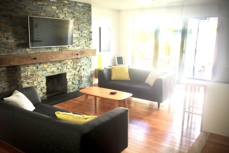 Photo of property in 2/54 Marine Parade, Mount Maunganui, 3116