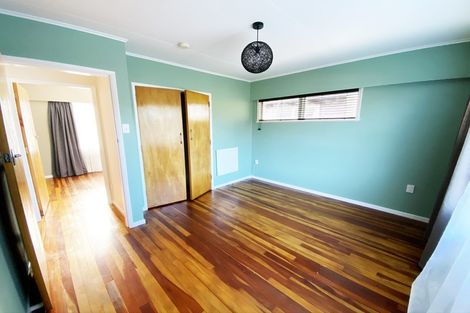 Photo of property in 61 Buick Crescent, Awapuni, Palmerston North, 4412