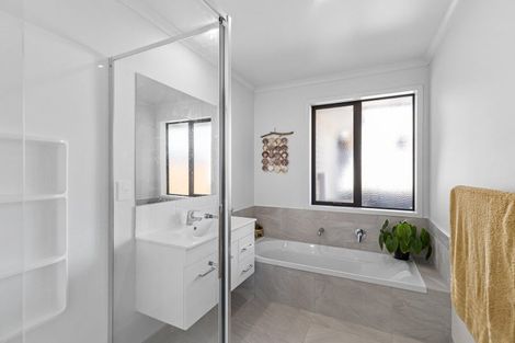 Photo of property in 13 Fernbird Avenue, Te Kauwhata, 3710