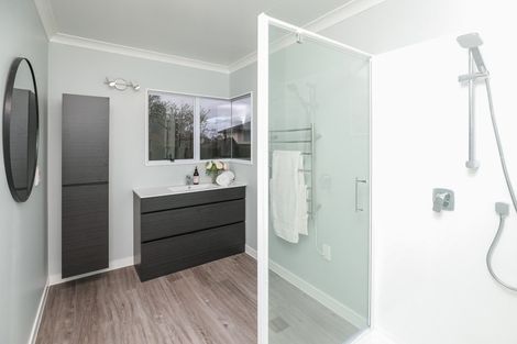 Photo of property in 16 Willowfield Place, Pukete, Hamilton, 3200