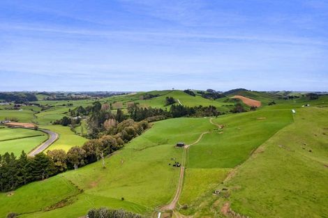 Photo of property in 19 Roddy Road, Everett Park, New Plymouth, 4373