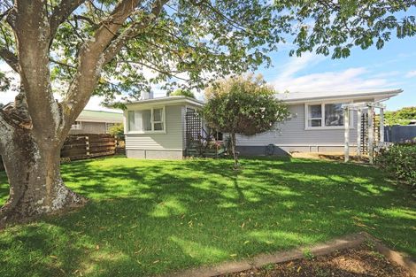 Photo of property in 11 Henderson Road, Flaxmere, Hastings, 4120