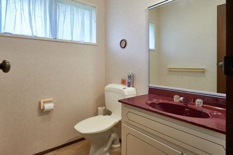 Photo of property in 22 Hind Place, Hokowhitu, Palmerston North, 4410