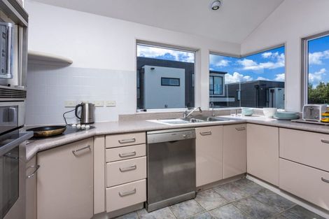 Photo of property in 1/20 Marama Street, Castor Bay, Auckland, 0620