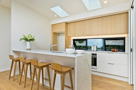 Photo of property in 26e Hastings Road, Mairangi Bay, Auckland, 0630