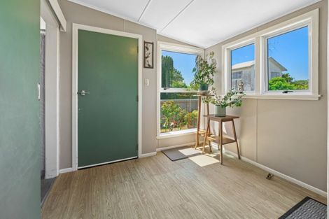 Photo of property in 11 Normanby Street, Fitzroy, New Plymouth, 4312