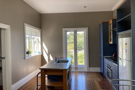 Photo of property in 145 Tasman Street, Mount Cook, Wellington, 6021