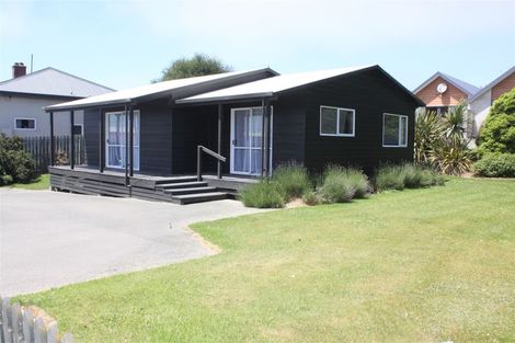 Photo of property in 6 Queen Street, Parkside, Timaru, 7910