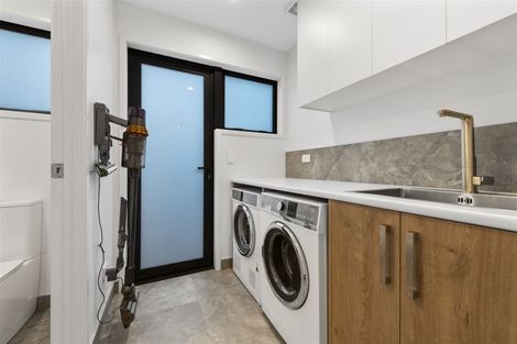 Photo of property in 336a Oceanbeach Road, Mount Maunganui, 3116