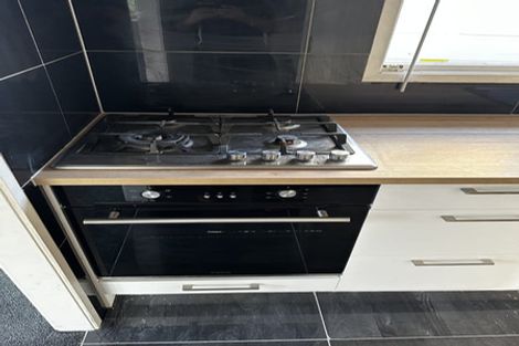 Photo of property in 56 Everglade Drive, Goodwood Heights, Auckland, 2105