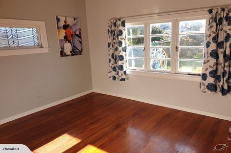 Photo of property in 126 Titirangi Road, New Lynn, Auckland, 0600