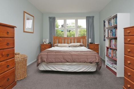 Photo of property in 64 Eden Street, Island Bay, Wellington, 6023