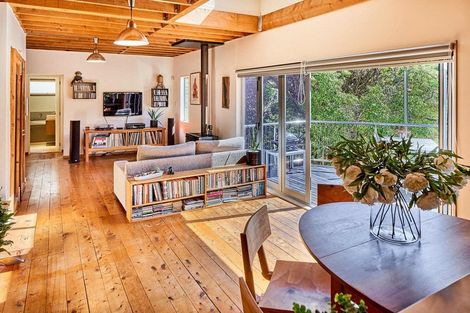 Photo of property in 101 Cluny Road, Plimmerton, Porirua, 5026