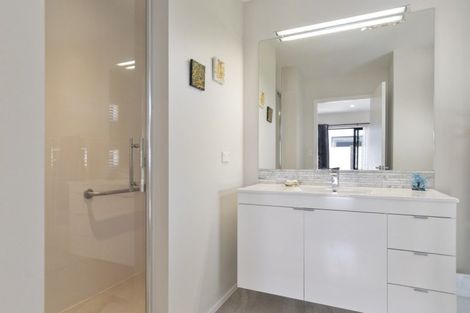 Photo of property in 8 Maria Tini Drive, Papamoa Beach, Papamoa, 3118