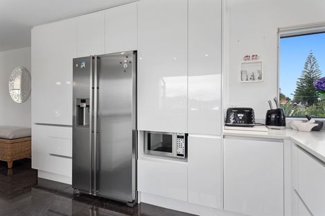 Photo of property in 19 Ohiwa Parade, Ohope, 3121