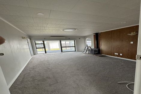 Photo of property in 20 Strand Crescent, Naenae, Lower Hutt, 5011