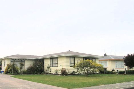 Photo of property in 7 Oxford Street, Taradale, Napier, 4112