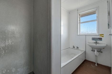 Photo of property in 56 Thomas Crescent, Western Heights, Rotorua, 3015