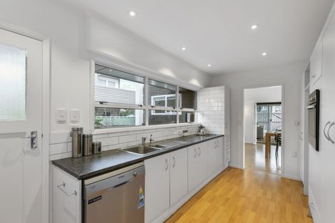 Photo of property in 2/11 Felton Mathew Avenue, St Johns, Auckland, 1072