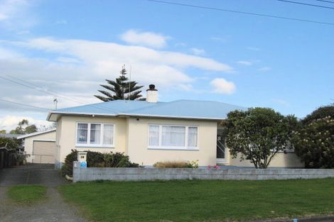 Photo of property in 21 Burns Street, Tawhero, Whanganui, 4501