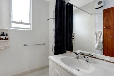 Photo of property in 26 Rutherford Street, Caversham, Dunedin, 9012