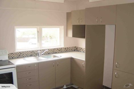 Photo of property in 2/4 Tama Street, Alicetown, Lower Hutt, 5010