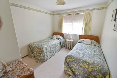 Photo of property in 10 Benmore Place, Omarama, 9412