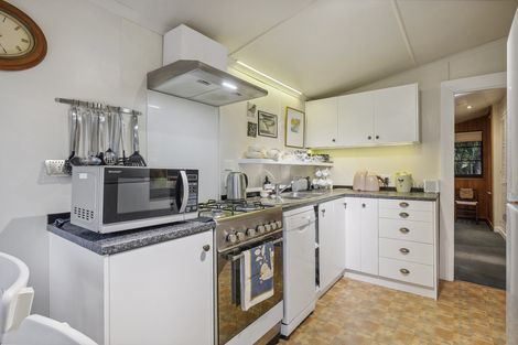 Photo of property in 2 Bacon Street, Broad Bay, Dunedin, 9014