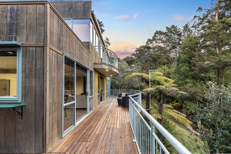 Photo of property in 103 Takahe Road, Titirangi, Auckland, 0604