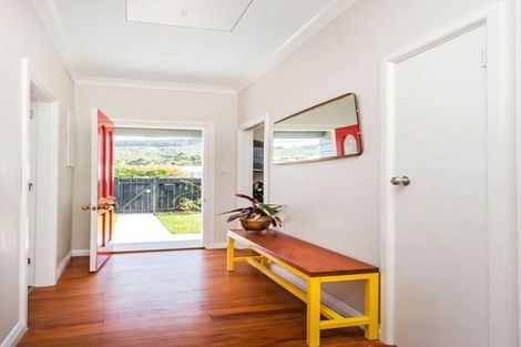 Photo of property in 62 Oxford Street, Tawa, Wellington, 5028