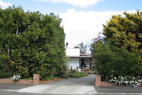 Photo of property in 37 Follett Street, Marton, 4710