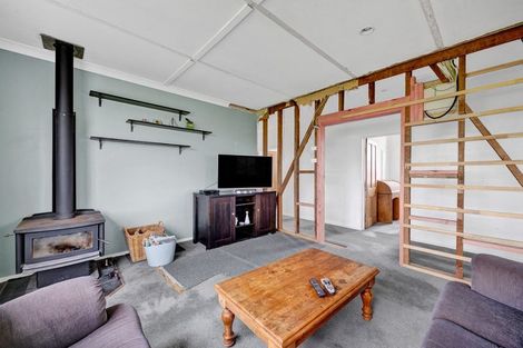 Photo of property in 8 Egmont Street, Normanby, Hawera, 4614