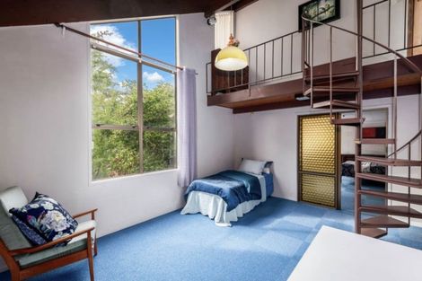 Photo of property in 12 Greenhill Crescent, Pakuranga, Auckland, 2010