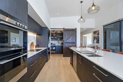 Photo of property in 11 Awatea Drive, Whitianga, 3510