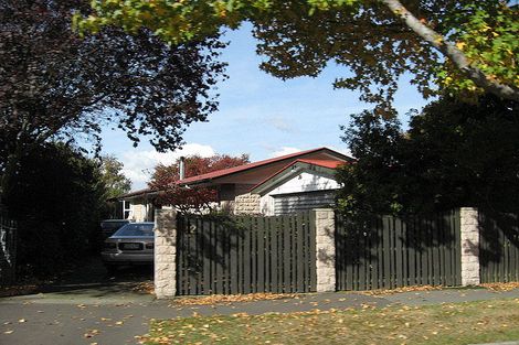 Photo of property in 12 Westmont Street, Ilam, Christchurch, 8041