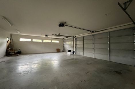 Photo of property in 18 Shalimar Place, Huntington, Hamilton, 3210