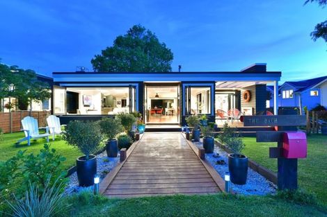 Photo of property in 105 The Esplanade, Manly, Whangaparaoa, 0930