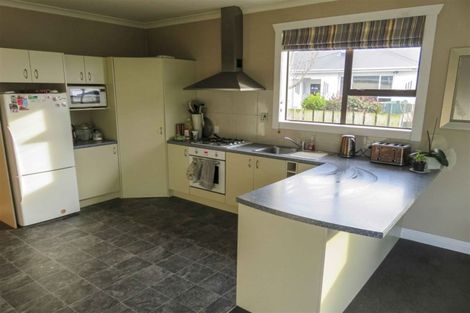 Photo of property in 12 Moa Street, Waikiwi, Invercargill, 9810