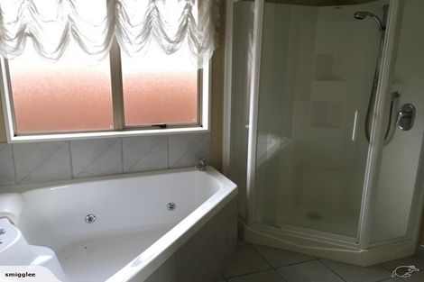 Photo of property in 71 Broadhaven Avenue, Parklands, Christchurch, 8083