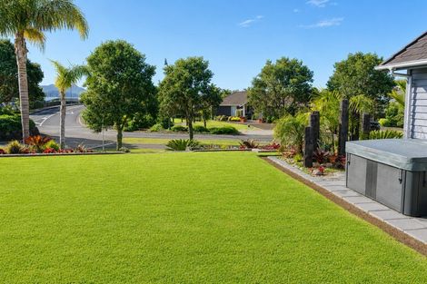 Photo of property in 4 Roseberry Place, Whitianga, 3510