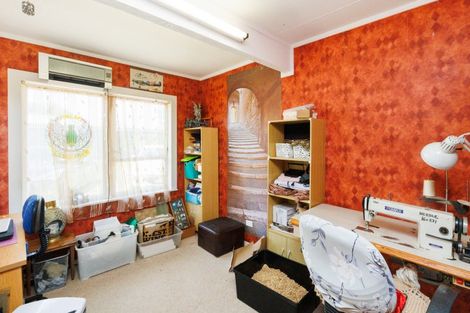 Photo of property in 23 Calico Line, Marton, 4710