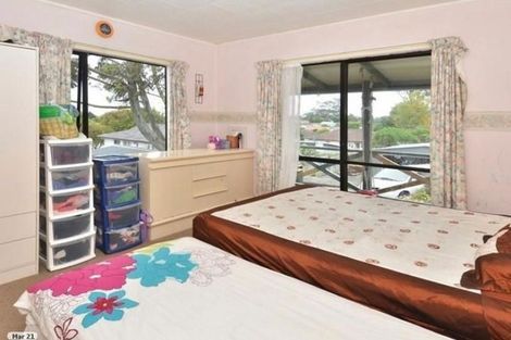 Photo of property in 6 Rako Place, Manurewa, Auckland, 2102