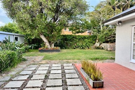 Photo of property in 232 Lake Road, Hauraki, Auckland, 0622