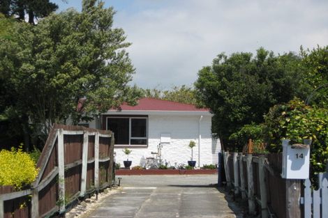 Photo of property in 14 Leonie Place, Aranui, Christchurch, 8061