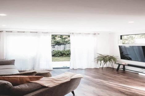 Photo of property in 40 Wharara Lane, Massey, Auckland, 0614